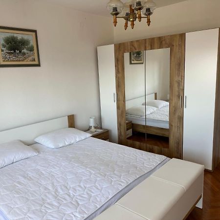 Spacious 2-Room Apartment With Beautiful Sea View تْسْغيكفانِتْسا المظهر الخارجي الصورة