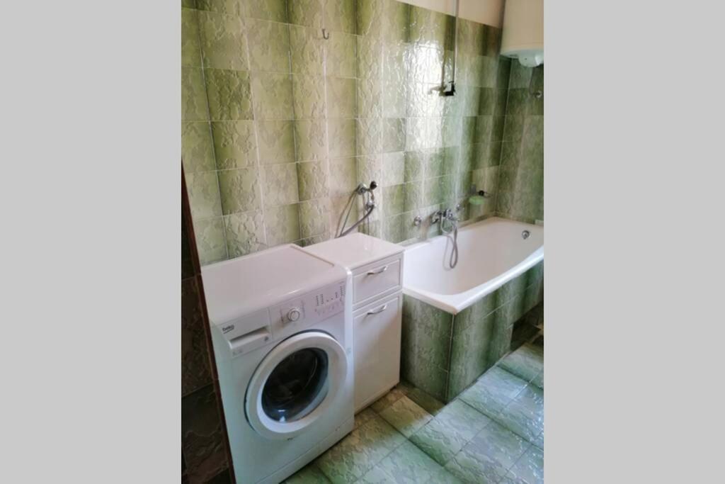 Spacious 2-Room Apartment With Beautiful Sea View تْسْغيكفانِتْسا المظهر الخارجي الصورة